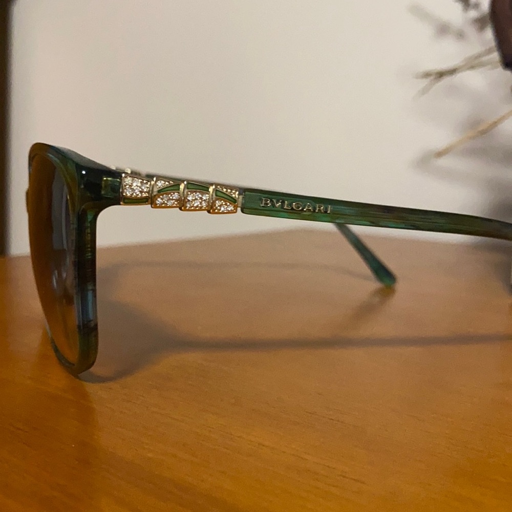 Genuine Bulgari  Serpenti Aqua Green fantasy sunglasses